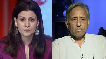 Bofors whistle-blower pits Congress against BJP again