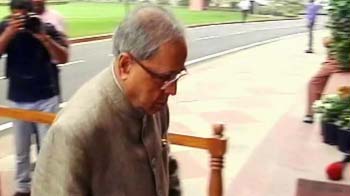 एसएंडपी ने भारत की वित्तीय साख घटाई