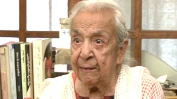 Video : Zohra Segal, grand old lady of theatre, turns 100
