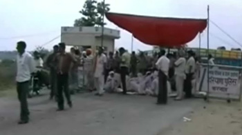 यूपी : किसानों की जीत, गेहूं खरीदेगी सरकार