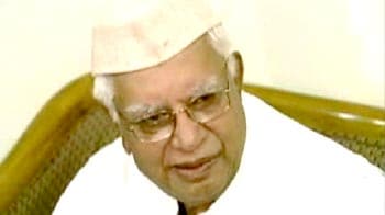 Video : Court tells ND Tiwari to give DNA sample, police can intervene