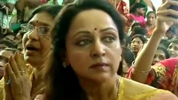 Video : Hema Malini at ISKCON temple