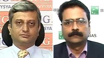 Video : Rupee to depreciate further, oil should be aligned with market prices: Experts