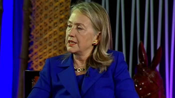 'सईद मुद्दे पर पाक पर दबाव जारी रखेंगे'