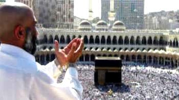 Video : Phase out Haj subsidy in 10 years, Supreme Court tells Govt