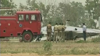 Jharkhand Chief Minister safe after chopper crash lands Jharkhand Chief Minister safe after chopper crash lands