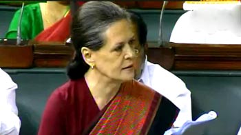 साल दर साल संसद मज़बूत हुई : सोनिया