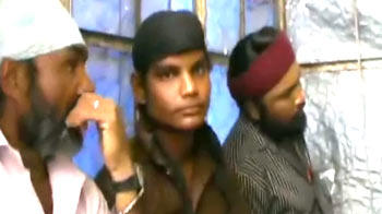 मुंबई : लुटेरों ने किया पुलिस पर हमला