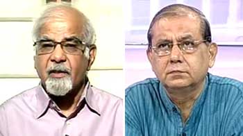 Video : Does RBI have room for rate cuts? Answer experts