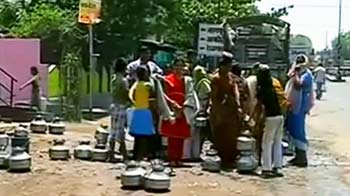 पानी के लिए तरसता एक अमीर शहर