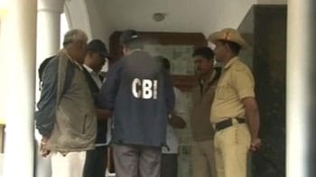 Video : Illegal mining case: CBI raids Yeddyurappa and sons in Bangalore
