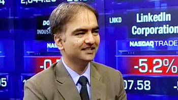 FB to set final price; Euro, rupee slide against dollar