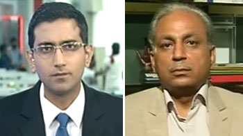 Tech Mahindra-Satyam will have 75,000 employees, EBIDTA margin at $392 mn: CP Gurnani Tech Mahindra-Satyam will have 75,000 employees, EBIDTA margin at $392 mn: CP Gurnani