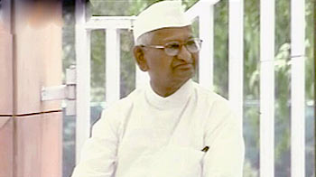 अन्ना ने साधा राहुल गांधी पर निशाना