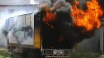 Videos : 53 पल्सर बाइक जलकर खाक