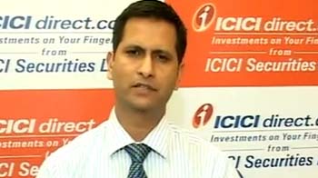 Rupee to weaken further; buy selective auto, bank stocks: Experts