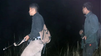 काजीरंगा पार्क : कैमरे में कैद शिकारी