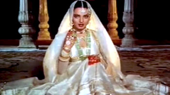 है किसी के पास रेखा के मुजरे का तोड़...?