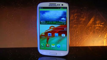 Samsung dubs Galaxy S III as the human phone