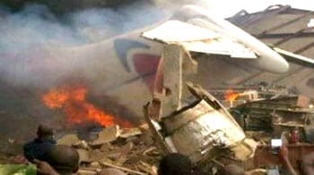 Video : 153 feared killed as plane crashes into building in Nigeria