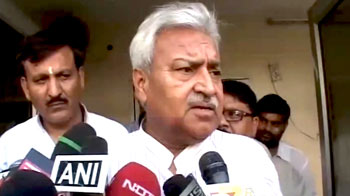 कनौज : पर्चा नहीं भर सका भाजपा प्रत्याशी कनौज : पर्चा नहीं भर सका भाजपा प्रत्याशी