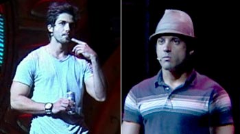 IIFA hosts Shahid, Farhan rehearse for the big night