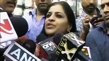 Videos : पीएम के दौरे पर शाजिया के घर में कलह