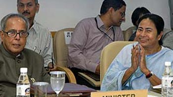 Mamata will OK Pranab for President, but only once Congress names him