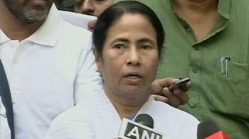 No quid pro quo for Presidential poll: Mamata before meeting Sonia