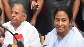 Video : Mulayam-Mamata shocker: PM among their choices for President, Pranab not on list