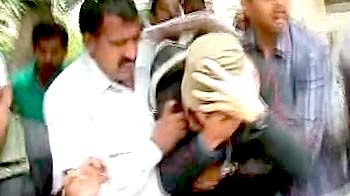 रेप के आरोपी फ्रांसीसी कर्मचारी को पड़े थप्पड़