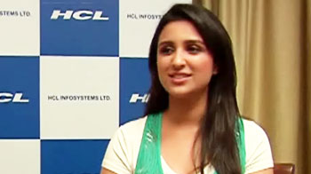 I am single and looking for a boy: Parineeti