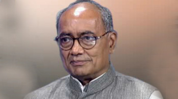 I stand by my remarks on Mamata Banerjee: Digvijaya Singh