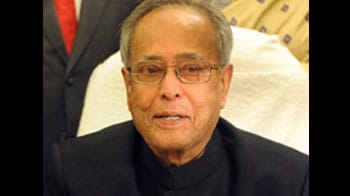 Pranab Mukherjee to resign today; who will take over?