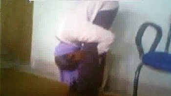 मध्य प्रदेश : जूनियर अफसर को सबके सामने बनाया मुर्गा