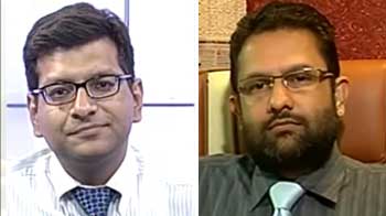 Buy Axis bank, exit Piramal Life stocks: Experts