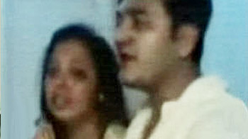 असम में दूसरी शादी रचाने वाली विधायक को भीड़ ने पीटा