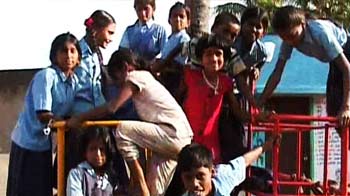 Videos : गर्मी के चलते स्कूलों में छुट्टियां बढ़ीं