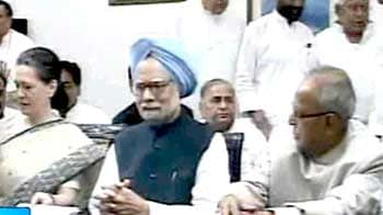 'सक्रिय राजनीति से संन्यास लें बुजुर्ग नेता'