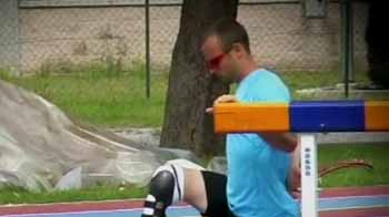 Double Amputee Pistorius to run at Olympics