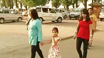 कश्मीर में छोटे कपड़े न पहनें सैलानी : जमात-ए-इस्लामी