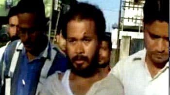 Video : Akhil Gogoi, Team Anna member, attacked in Assam; one Congress worker arrested