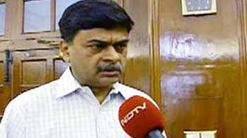 मुंबई हमलों में ISI का सीधा हाथ : गृह सचिव मुंबई हमलों में ISI का सीधा हाथ : गृह सचिव