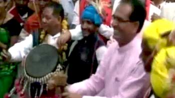 मुख्यमंत्री शिवराज के साथ जमकर नाचे संगमा