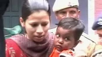 Video : Mumbai's kidnapped girl to be reunited with family