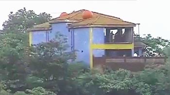 लैला हत्याकांड : बंगले से मिले चार कंकाल