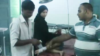 Video : Another ward boy in Uttar Pradesh seen giving stitches