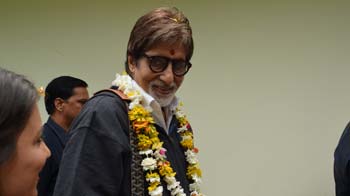 Video : Donate generously to save the tigers says Big B