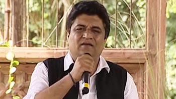 Swanand Kirkire sings for saving the tiger Swanand Kirkire sings for saving the tiger