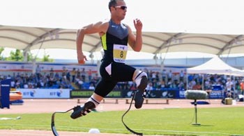 Oscar Pistorius: The Blade Runner